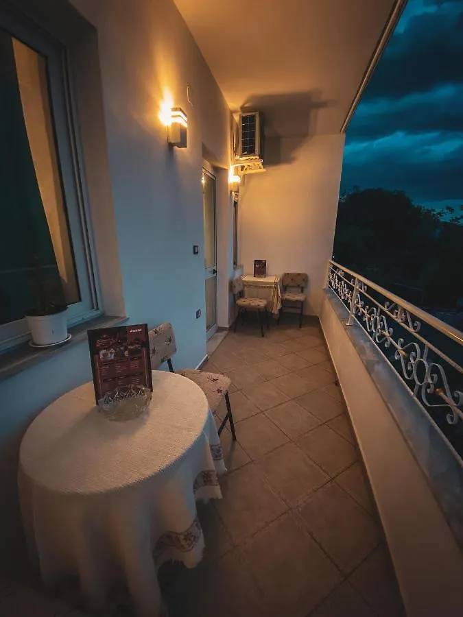 Guest House Juald Gjirokaster