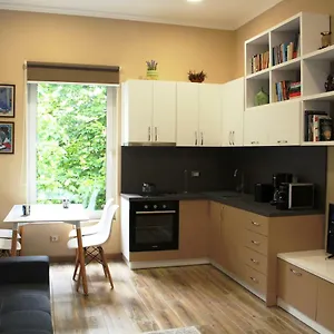  Apartment 2v1 - Blloku Mac Albania